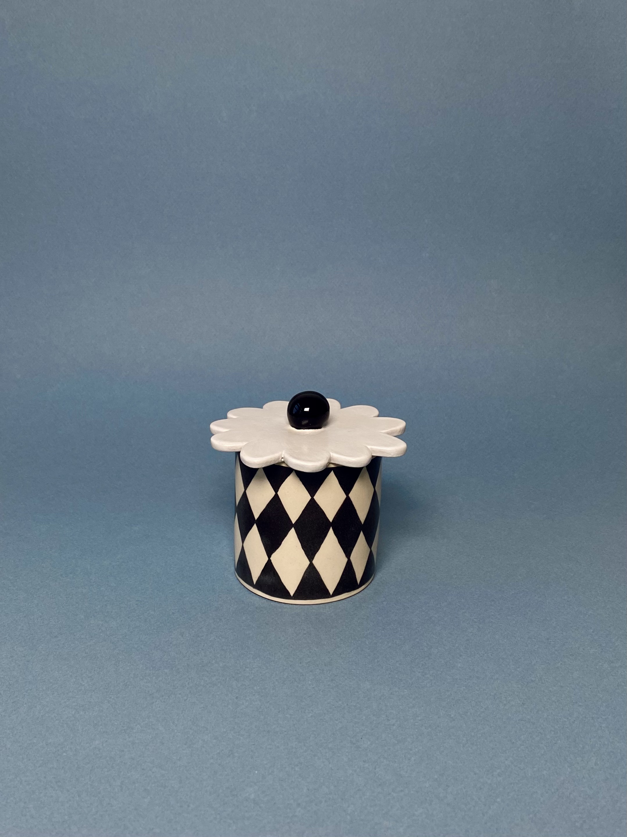 Daisy Jar